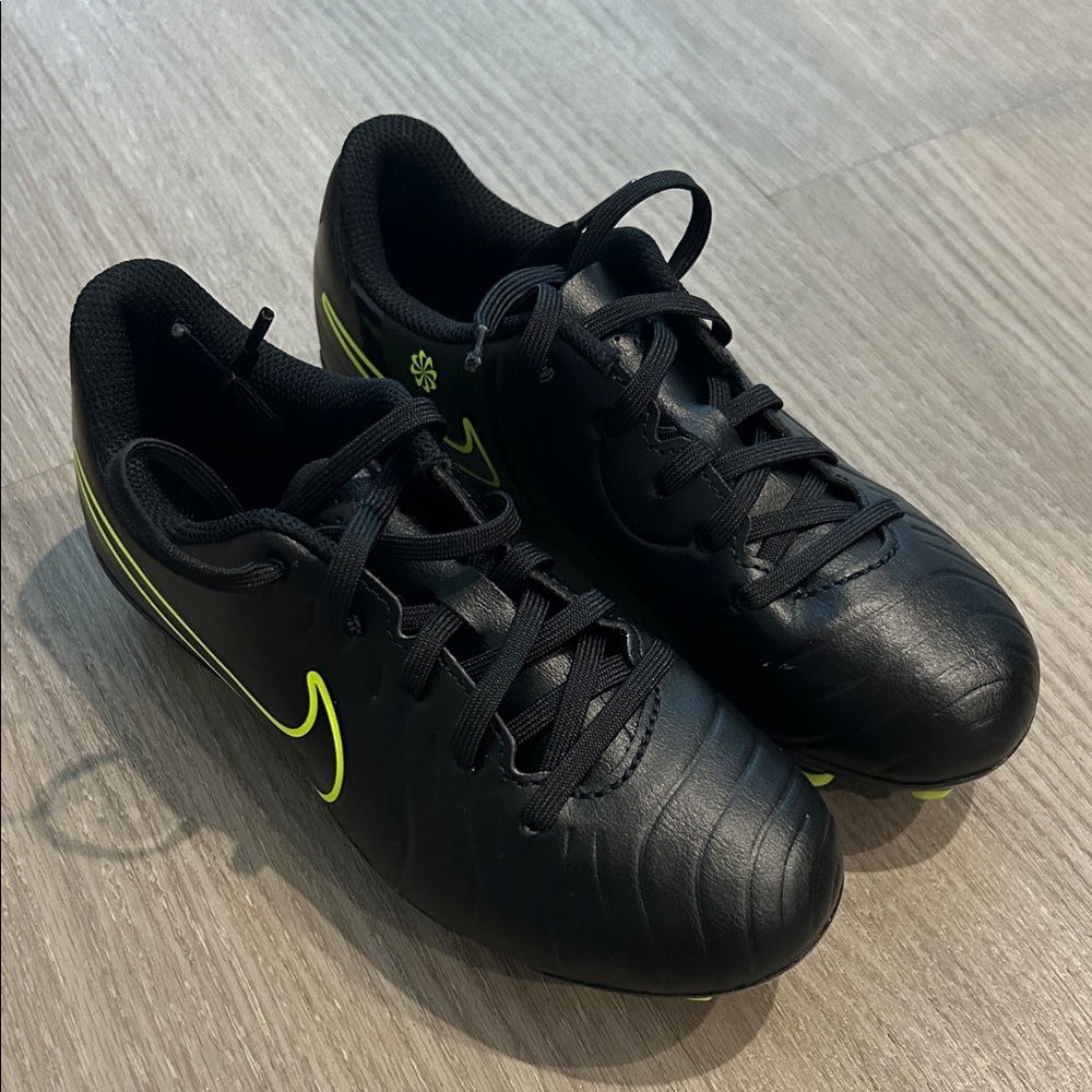 Kids Nike Black and Neon Green Soccer Cleats